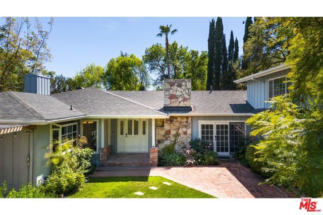 4645 Petit Avenue, Encino (los Angeles), CA 91436