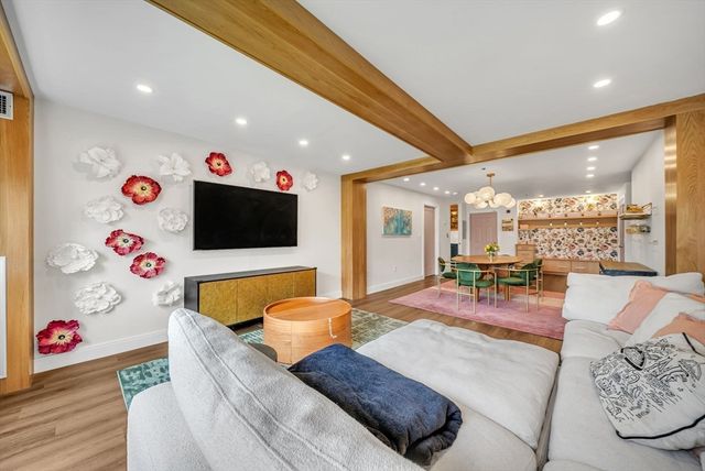 150 Staniford Street 617, Boston, MA 02114