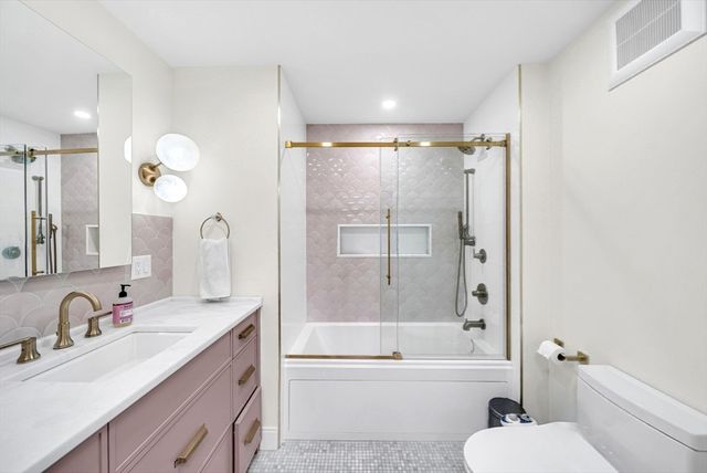 150 Staniford Street 617, Boston, MA 02114