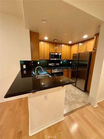 90 Dovetail, Irvine, CA 92603