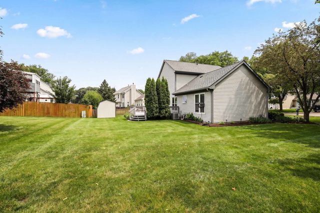 1135 Stonebridge Court, Elgin, IL 60120
