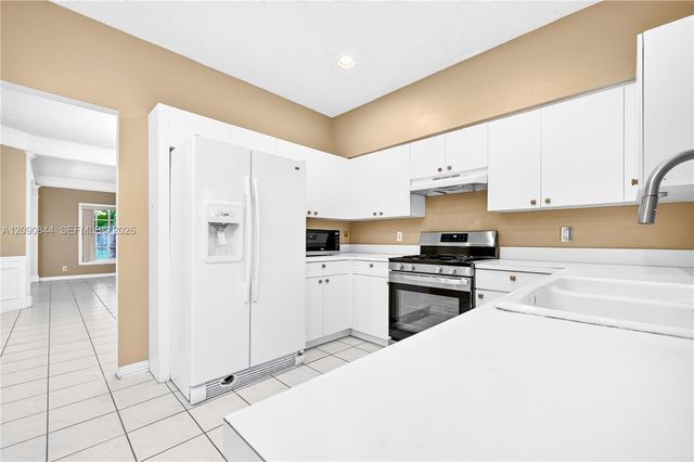 5868 N Plum Bay Parkway 5868, Tamarac, FL 33321