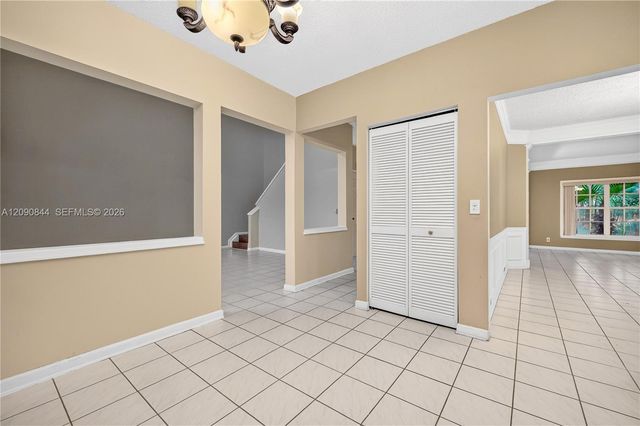 5868 N Plum Bay Parkway 5868, Tamarac, FL 33321