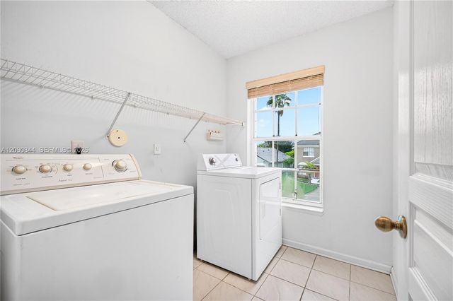 5868 N Plum Bay Parkway 5868, Tamarac, FL 33321