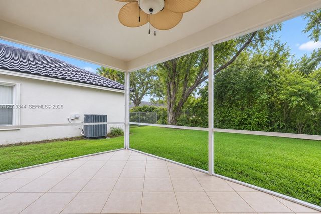 5868 N Plum Bay Parkway 5868, Tamarac, FL 33321