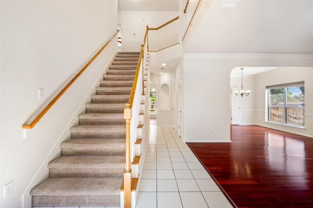 12616 Pony LN, Austin, TX 78727