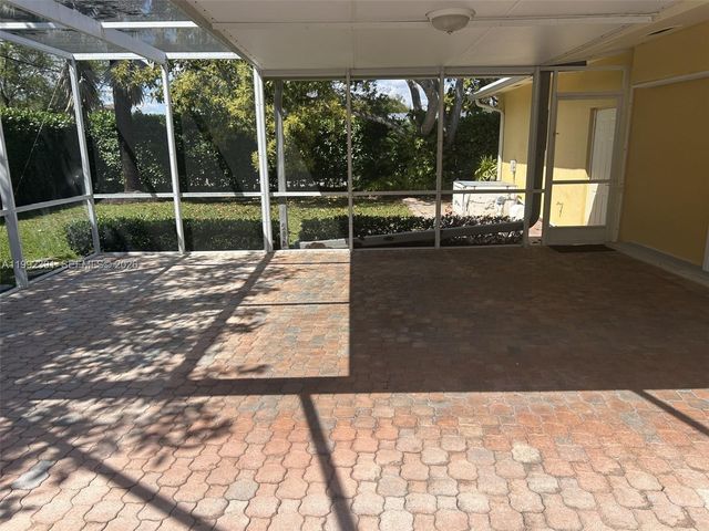 13400 SW 78th Ct, Pinecrest, FL 33156