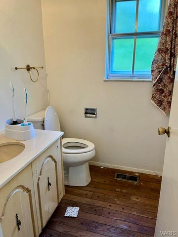 1826 Walnutway Drive, Unincorporated, MO 63146