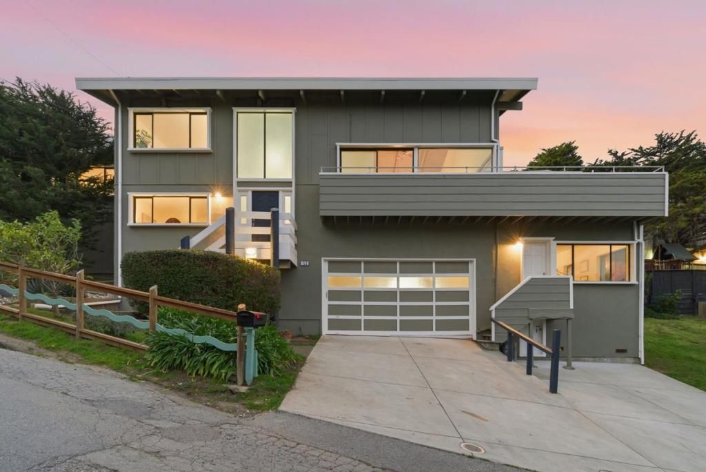 Image 2 of property listing at 123 Kent Road, Pacifica, CA 94044