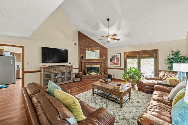 8926 MAGNOLIA LEAF CV, Memphis, TN 38018