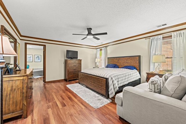 8926 MAGNOLIA LEAF CV, Memphis, TN 38018
