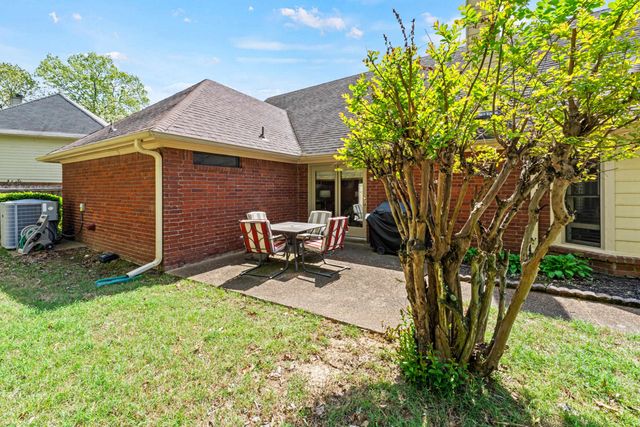 8926 MAGNOLIA LEAF CV, Memphis, TN 38018