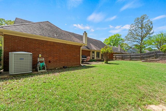 8926 MAGNOLIA LEAF CV, Memphis, TN 38018
