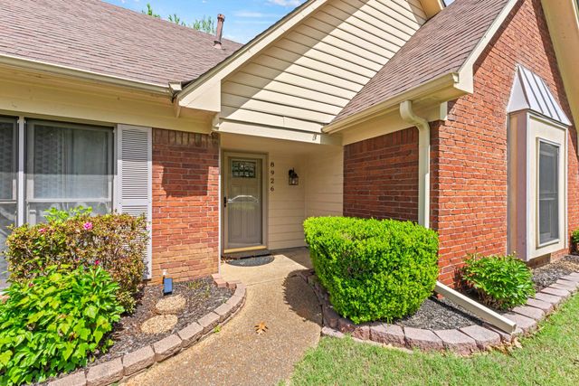 8926 MAGNOLIA LEAF CV, Memphis, TN 38018