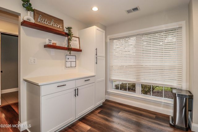 549 Laurelwood Court, Howell, NJ 07731