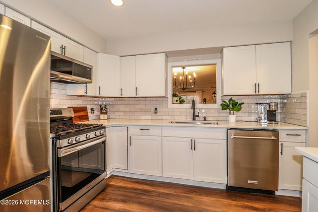 549 Laurelwood Court, Howell, NJ 07731