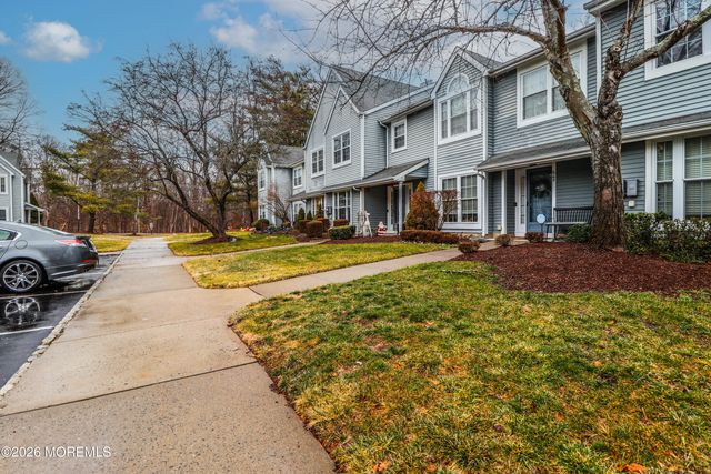 549 Laurelwood Court, Howell, NJ 07731