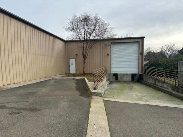 2649 Favretto Avenue, Redding, CA 96001