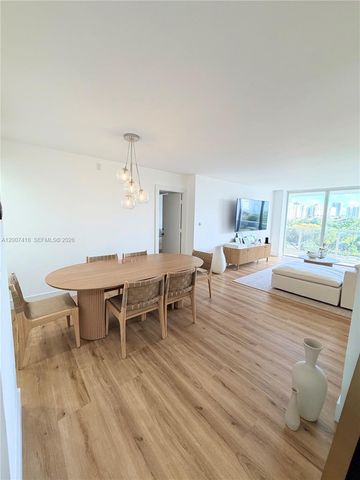 3701 N Country Club Dr 607, Aventura, FL 33180