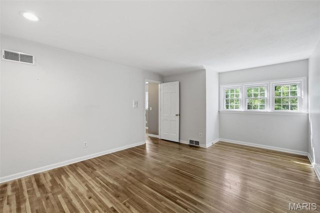 1721 Kenmont Road, Ladue, MO 63124
