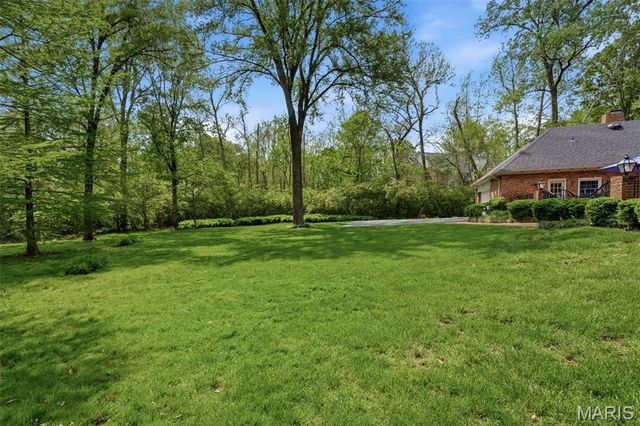 1721 Kenmont Road, Ladue, MO 63124