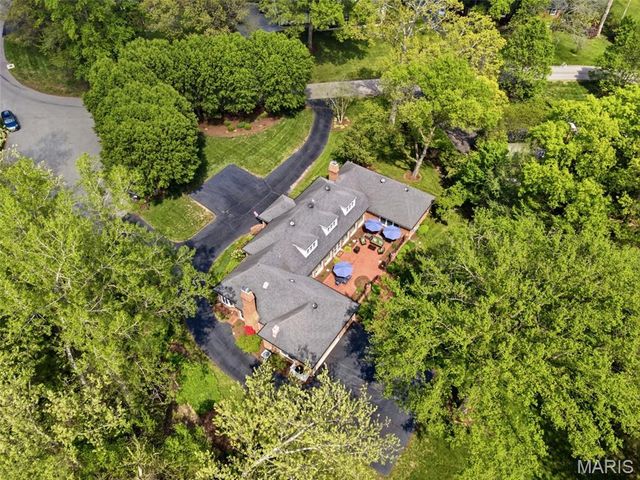 1721 Kenmont Road, Ladue, MO 63124