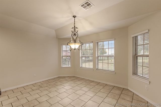 27644 E 113th Street, Coweta, OK 74429