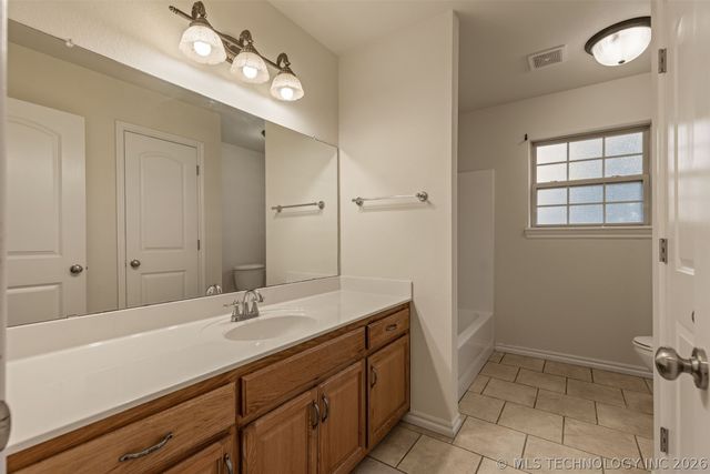 27644 E 113th Street, Coweta, OK 74429