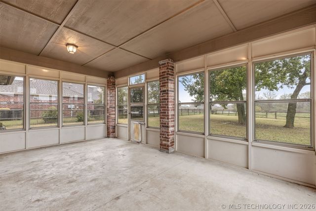 27644 E 113th Street, Coweta, OK 74429