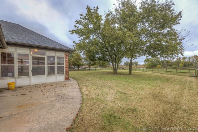 27644 E 113th Street, Coweta, OK 74429
