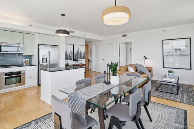 501 Beale Street 15H, San Francisco, CA 94105