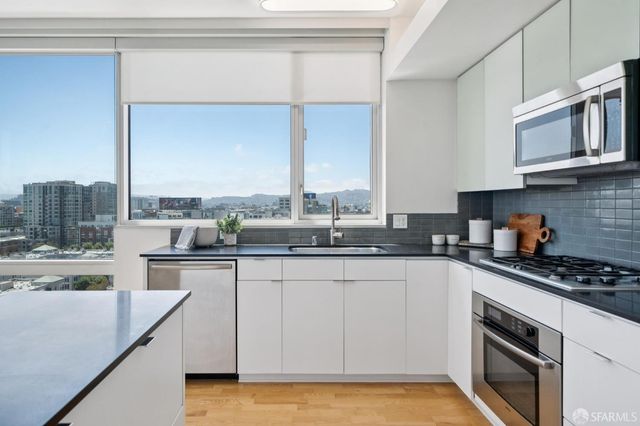 501 Beale Street 15H, San Francisco, CA 94105