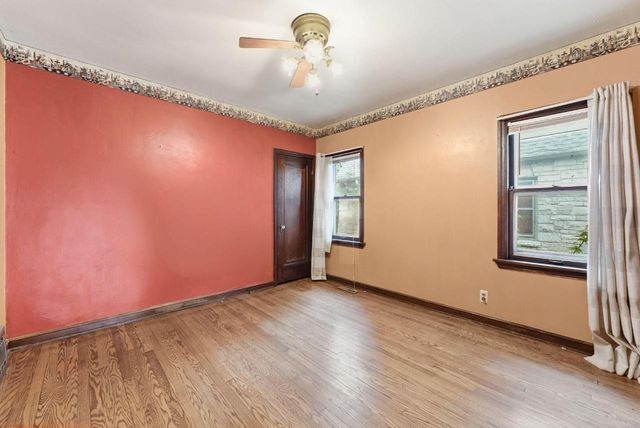 3208 N 50th STREET, Milwaukee, WI 53216