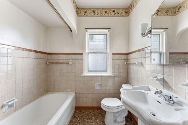 3208 N 50th STREET, Milwaukee, WI 53216
