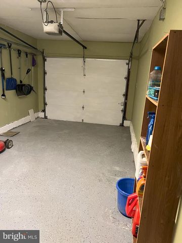 109 PEBBLE, East Windsor, NJ 08520