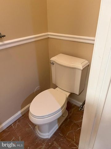 109 PEBBLE, East Windsor, NJ 08520