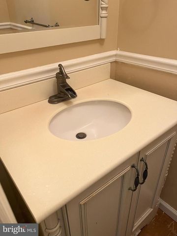 109 PEBBLE, East Windsor, NJ 08520