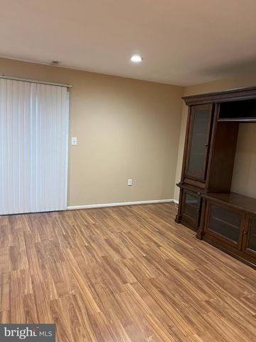 109 PEBBLE, East Windsor, NJ 08520