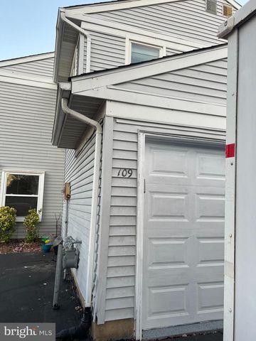 109 PEBBLE, East Windsor, NJ 08520