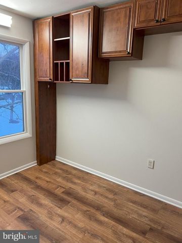 109 PEBBLE, East Windsor, NJ 08520