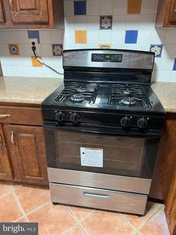 109 PEBBLE, East Windsor, NJ 08520