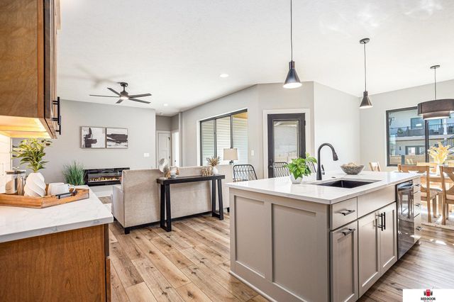 9435 Breashears Street, Lincoln, NE 68516