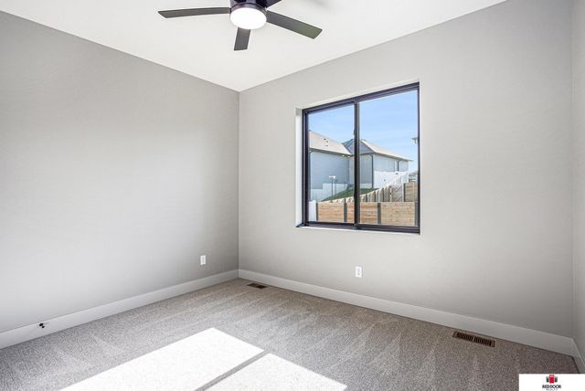 9435 Breashears Street, Lincoln, NE 68516