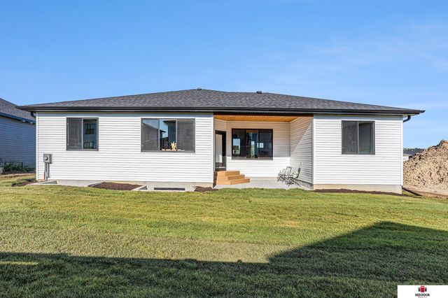 9435 Breashears Street, Lincoln, NE 68516