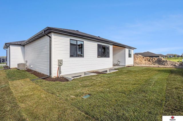 9435 Breashears Street, Lincoln, NE 68516