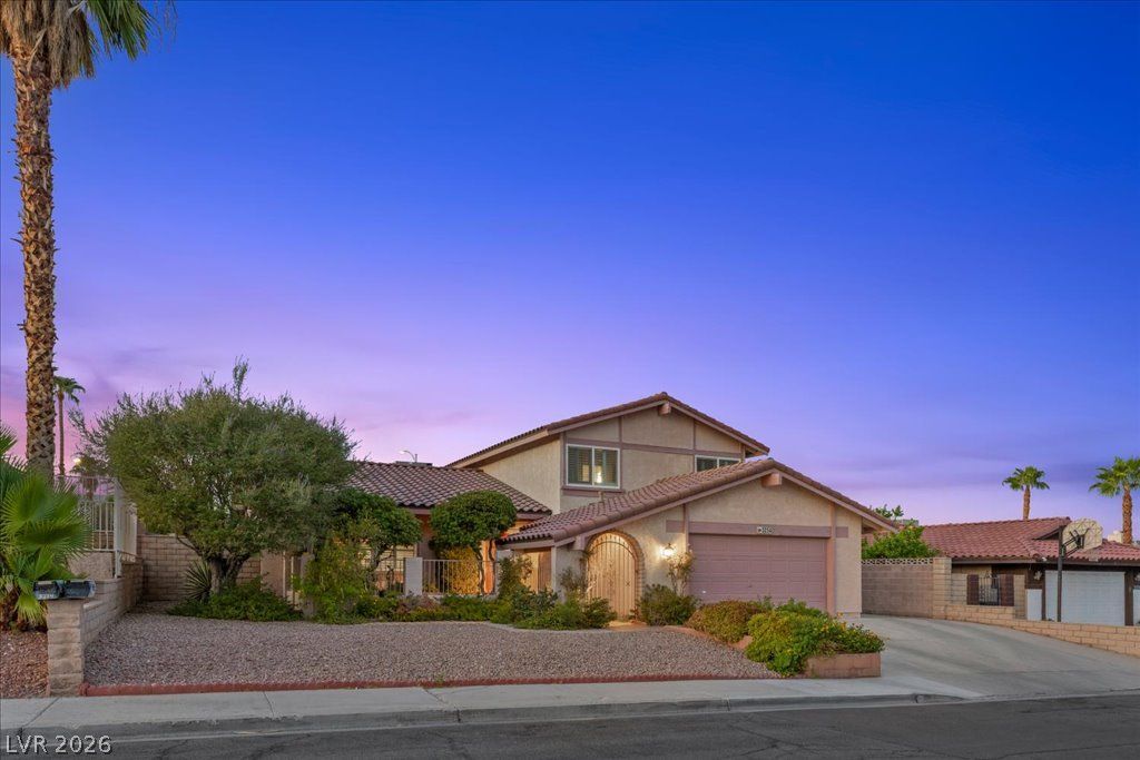 5254 Hibbetts Drive, Las Vegas, NV 89103 — photo 2