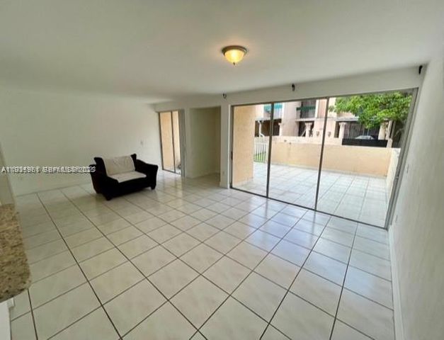 9173 Fontainebleau Blvd 3, Miami, FL 33172