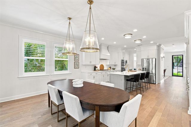 2705 W TRILBY AVENUE, Tampa, FL 33611