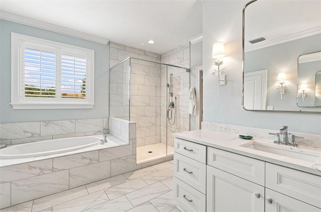 2705 W TRILBY AVENUE, Tampa, FL 33611