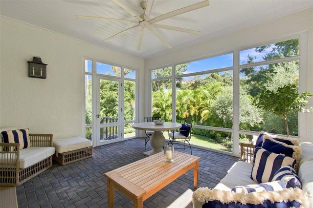 2705 W TRILBY AVENUE, Tampa, FL 33611